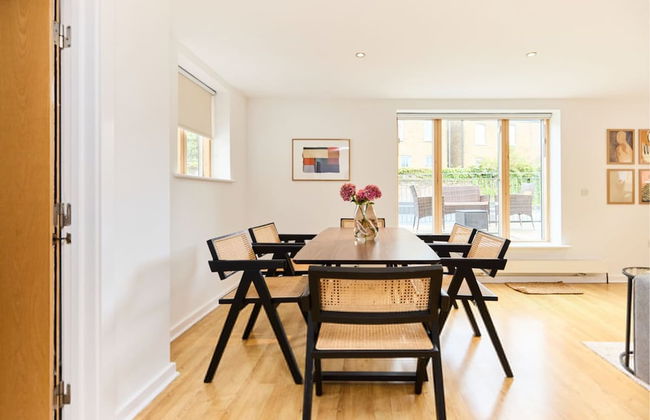 The Gwendolen Place - Contemporary 2bdr Flat w Terrace Balcony - Foto 3