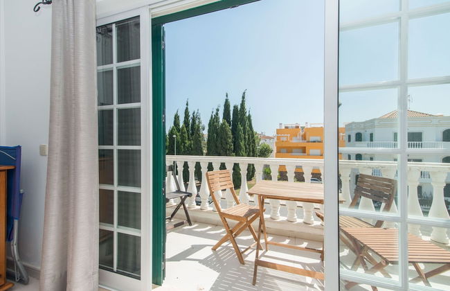T1 Wifi, Balcony With Bbq, air con 8min Walk From the Marginal of Cabanas - Foto 6