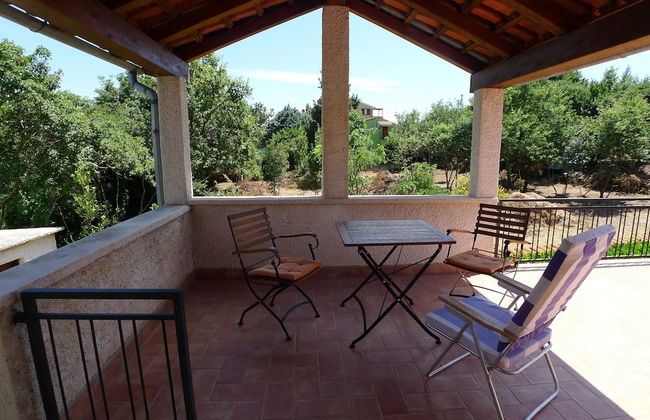 Apartment for 3 Persons in Quiet Part of Premantura With Beautiful Garden and Partial sea View - Photo 10