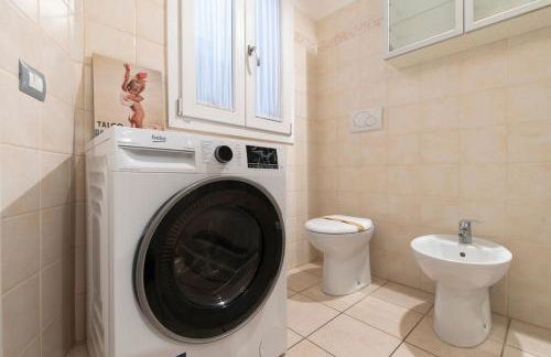 enJoy Home - Appartamento Carducci - Photo 16