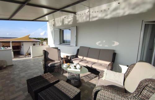 Kuća za odmor M&J s grijanim bazenom - Photo 16