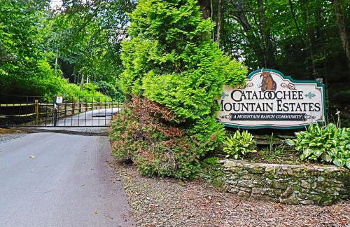 Mountain Gem, Hot Tub, Fire Pit, Views, Starlink Wi-fi - Foto 34