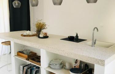 Sol MELBA Boutique Studios - Maslinica - Photo 70