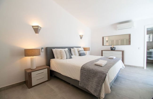 Lavanda Magnificent Five Bedroom Villa in Carvoe - Foto 3