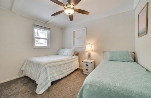 Dock and Views Lake Mitchell Home in Cadillac! - Foto 15