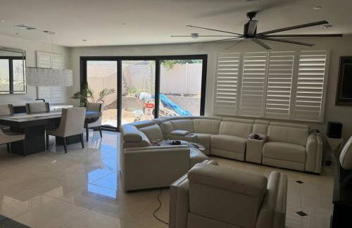 A Tranquil Haven with Elegance - Foto 8