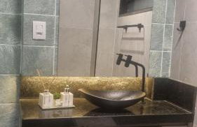 Studio Novo na Lapa, Centro do Rio de Janeiro ao lado do metrô, Arcos da Lapa, escadaria selarón - Foto 11