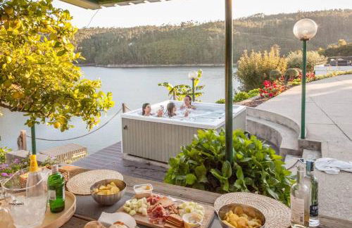 Castelo de Bode - Lake House, A Casa do Avô - Foto 1