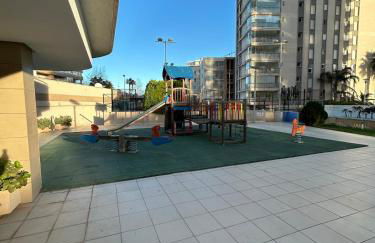 Magnifica ubicación ,amplio ,luminoso, a 50 m de la playa - Photo 18