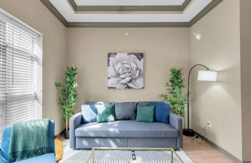 Chic 2BR- Pool,Gym,Pkng,Near BOK Ctr&Arts Dstrct - Photo 58