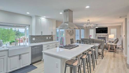 Spacious Kent Home Great for Large Families! - Foto 3