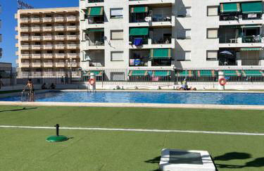 APARTAMENTO NUEVO CÉNTRICO en PRIMERA Línea de playa con vistas al Mar, Piscina, aire acondicionado y wifi - Foto 26