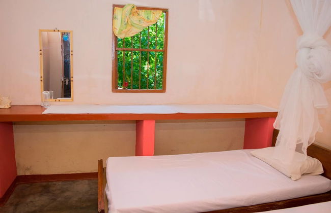 Nilaveli Beach Inn - Photo 3