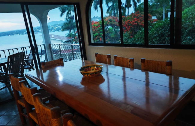 Room in House - Dream House on Lake Tequesquitengo - Foto 10