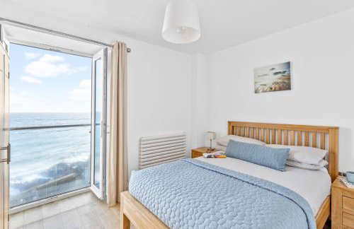 14 At The Beach, Torcross - Foto 4