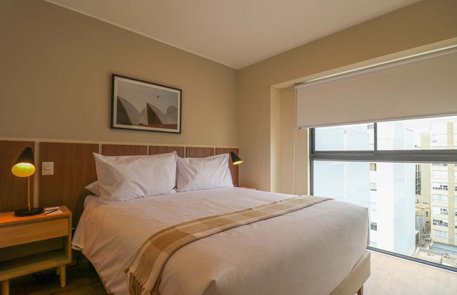 w Comfy 2BR w Modern Balcony Near Kennedy Park - Foto 21