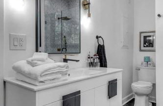 Fourth House - Eclectic and fun 1BR in SPR - Photo 21