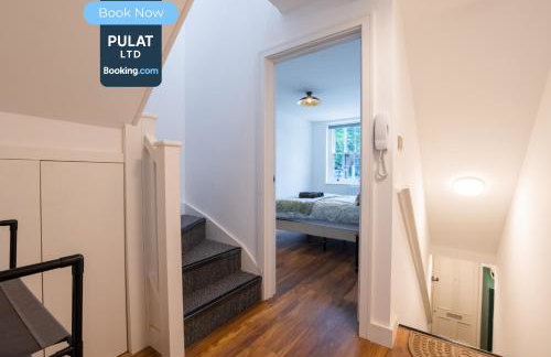 3BR Flat By Pulat Short Lets & Serviced Accommodation London With Pool Table, SmartTV & AC - Foto 14