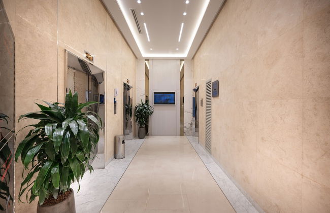 Oaks Liwa Heights Suites - Photo 40