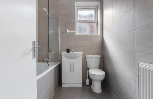 The Turnpike Residence - Free Parking - Photo 18