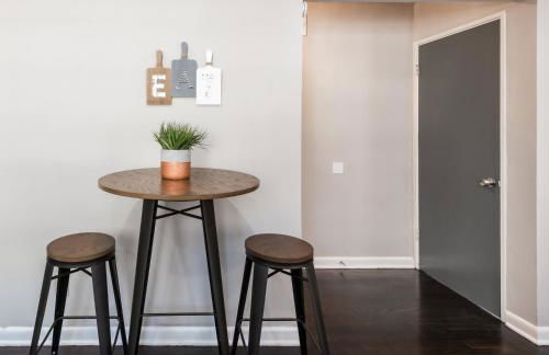 Stylish OneBedroom in Popular Virginia Highland 3miles to Mercedes Benz stadium - Foto 62