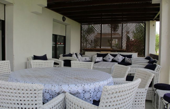 2 Bedroom Terrace Apartment - Photo 6