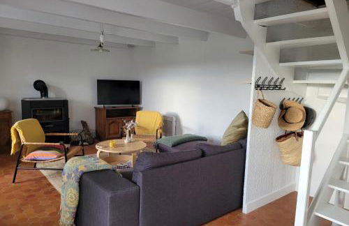 Tipoz'Immo - Maison Bleue accès à pied plage - spot surf - fibre inclus - linge inclus et lits faits - parking gratuit - proche des commerces et des attractions touristiques - Foto 20