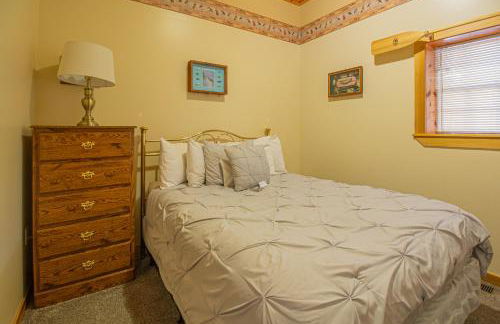 Stay In Ohiopyle - closest place to the GAP trail in Ohiopyle, PA, Hot Tub - Foto 27