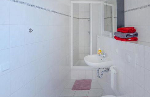 SweetHome - ruhig - große Küche, Balkon, Stellplatz, WiFi - Foto 13