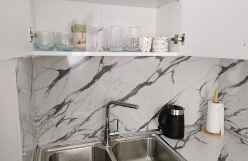 Elia Home - Photo 12