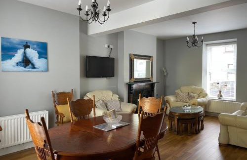 Haven House - Photo 17