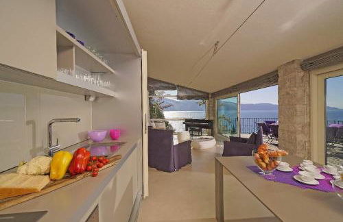 Villa Rachele: stunning luxury villa in centre Gargnano with private pool and breathtaking views - Foto 9