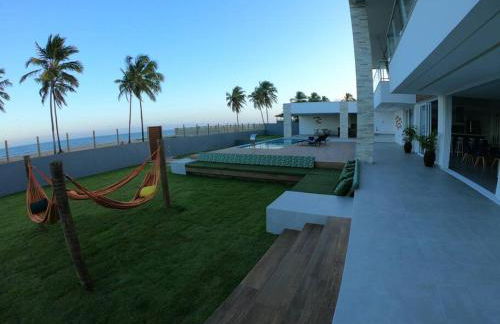 Piscina aquecida, 5 suítes e pé na areia com vista espetacular!! - Photo 55