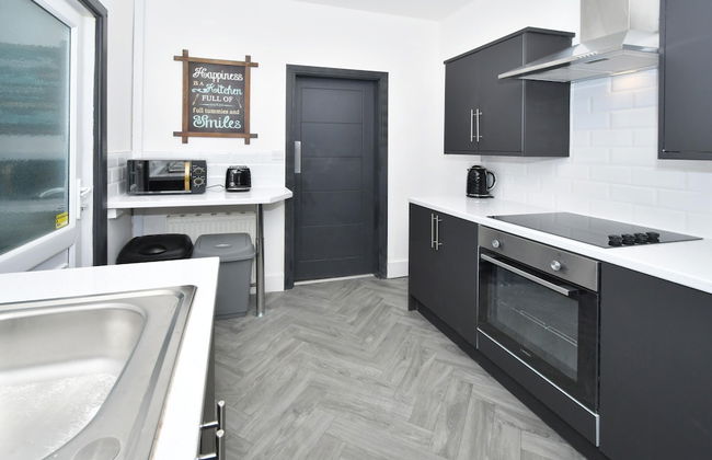 Townhouse @ 202 Walthall Street Crewe - Photo 36