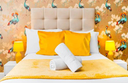 Modern 6-Bedroom Home - Sleeps 12 - Parking - Garden 568P - Foto 71