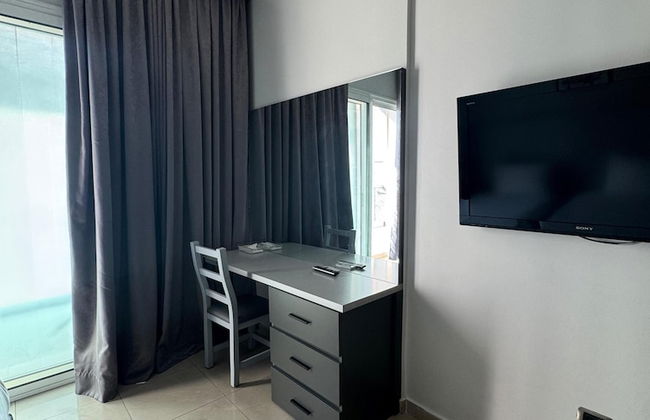 NY Suites Hotel - Photo 18