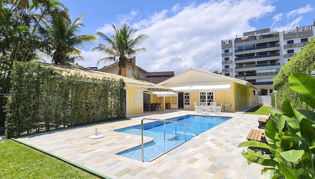 Casa com piscina perto da praia de Riviera - Foto 2, Imagem principal