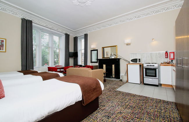 City Apartments Glasgow - Photo 6