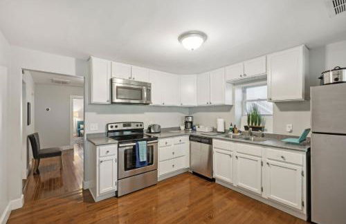 Historic Family Home *Walk to Bars & Restaurants* - Foto 13