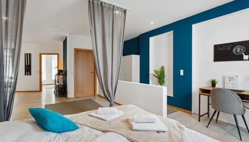 Groß, modern, vollausgestattet, gemütlich mit Küche und Parkplatz für Urlaub oder Business - Foto 3, towels, wardrobe