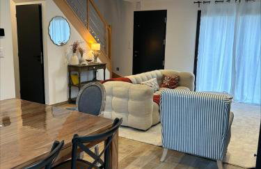 La Normandine, mer, histoire, plage débarquement gold beach, maison 4 chambres, spacieuse avec jardin et parking gratuit - Foto 14