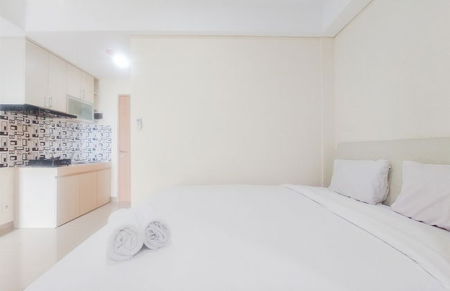 Good Choice And Comfy Studio Apartment B Residence - Photo 4