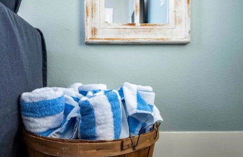 Family & Pet-Friendly - Walk to Beach & Pier - Foto 27