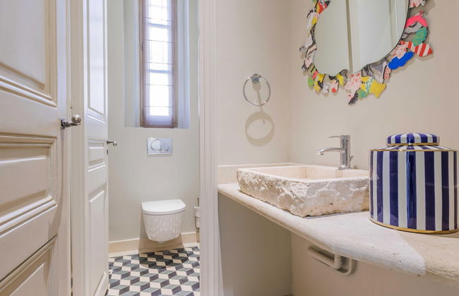 Luxury Mansion With Garden in Heart of Neuilly - Foto 24