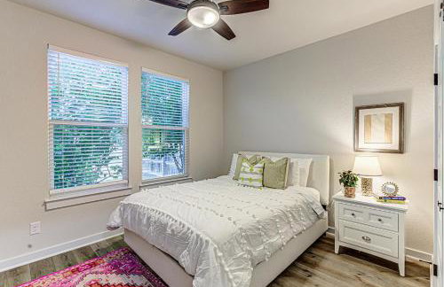 6BD Retreat for 14 with Fire Pit Patio & Lake Access - Foto 48