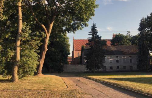 ŻAR - Dworek w Żarnowcu - Foto 16