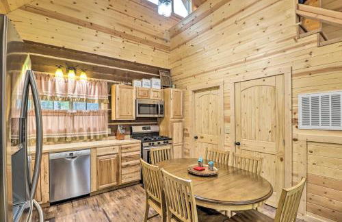 Cozy Homestead Cabin at Base of Columbia Mountain! - Foto 10