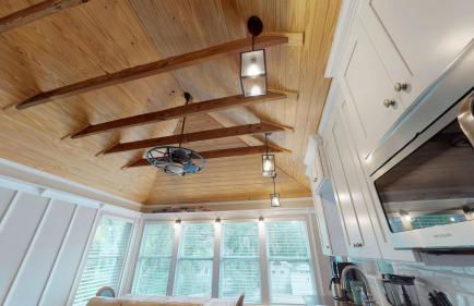 Renovated Romantic Guesthouse Historic Downtown Easy Half Mile Stroll - Beach only 3 Miles! - Foto 3