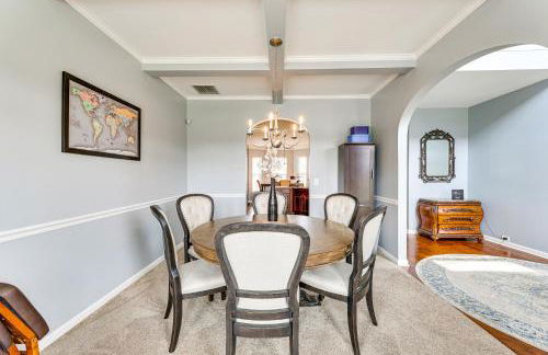 Spacious Family Home with Patio in Graniteville! - Foto 10