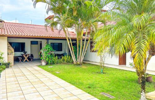 Casa com churrasqueira e piscina em Itanhaem - Foto 45